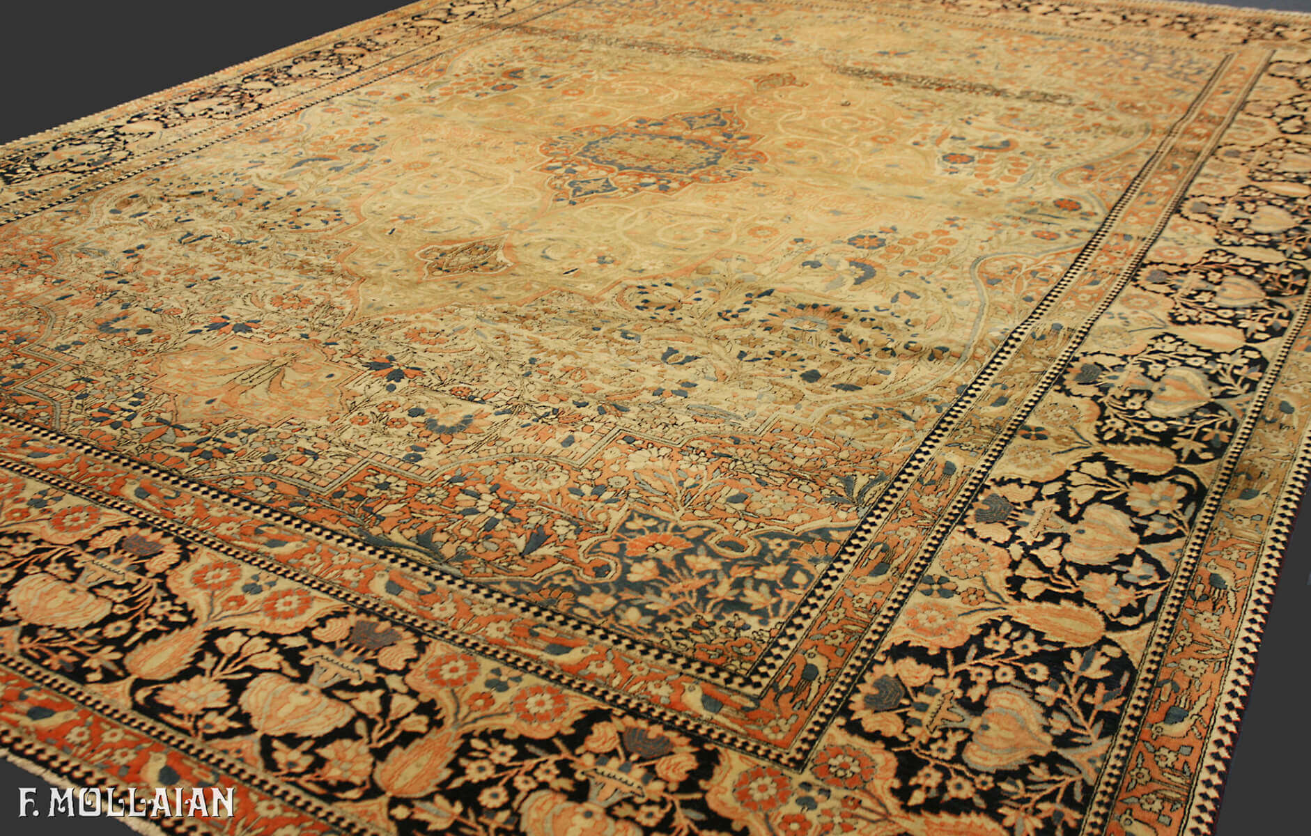 Antique Persian Kashan Mohtasham Carpet n°:36423165